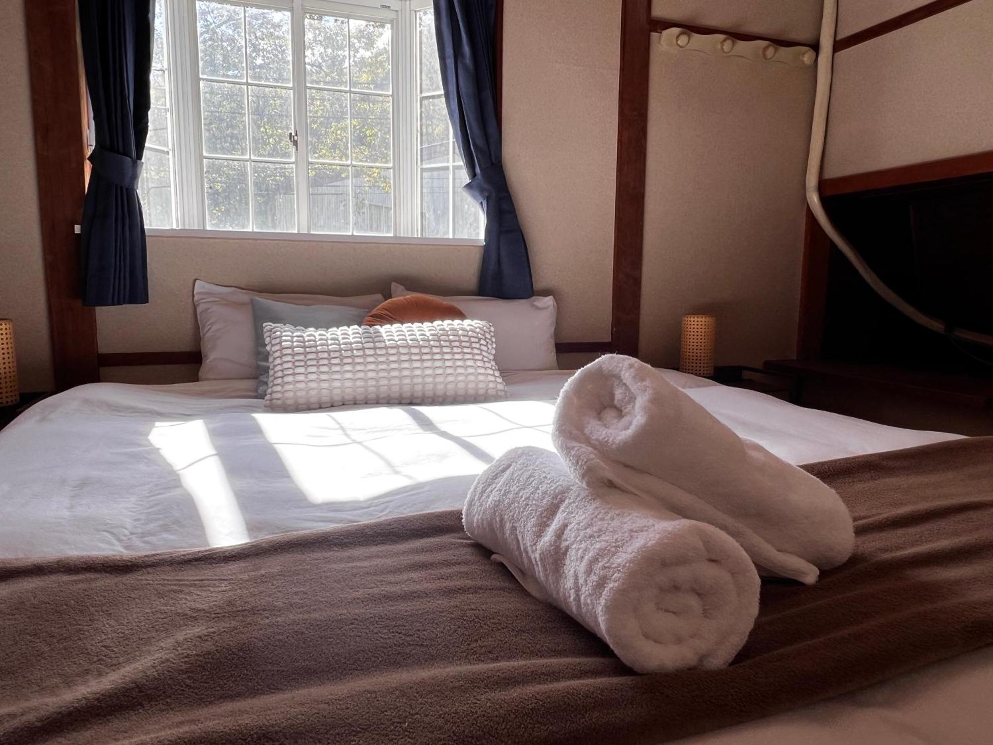 Sneaky Peaks Hotel Hakuba Buitenkant foto